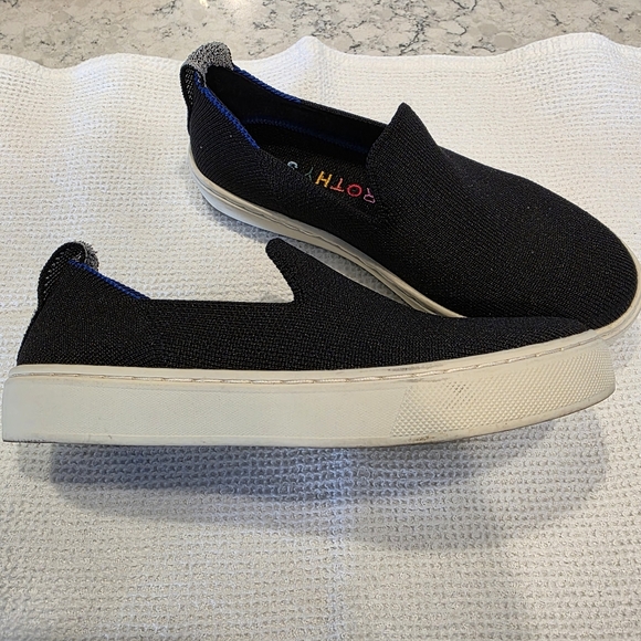 Rothy's The Kids Slip On Sneaker in the Black Size 1 EUC - Picture 4 of 15